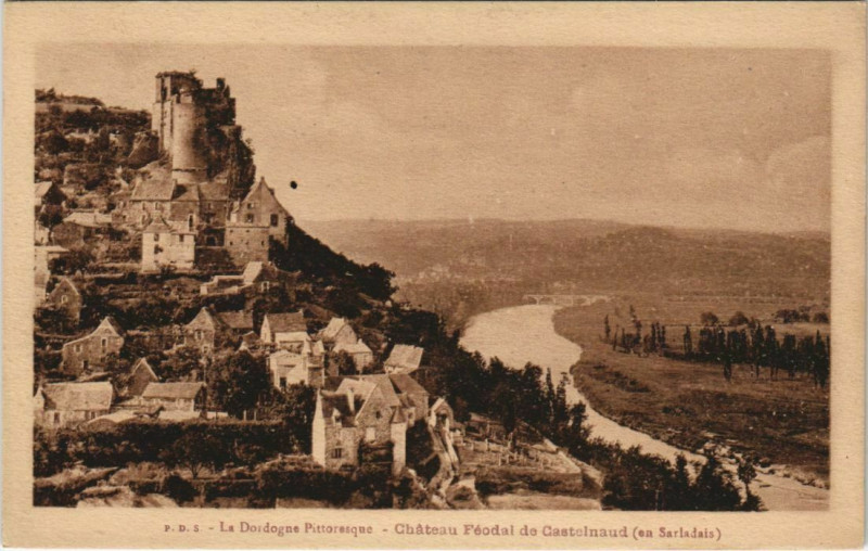 Carte postale ancienne Chateau Feodal de Castelnaud - En Sarladais