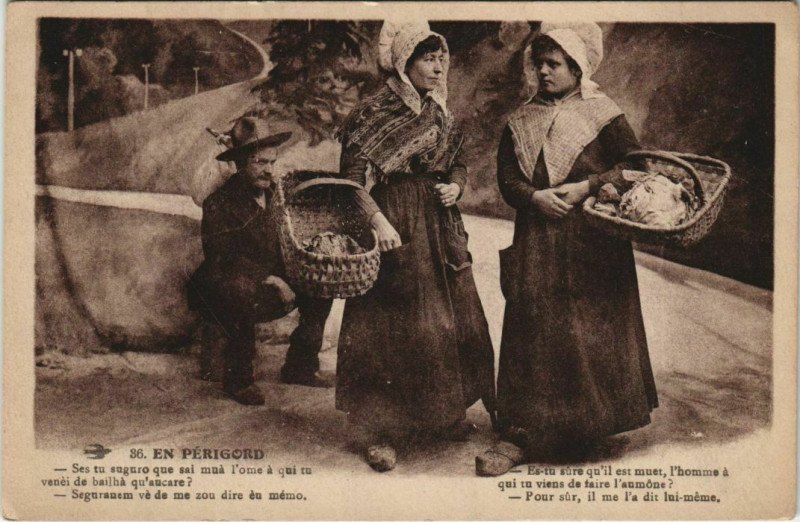 Carte postale ancienne En Perigord - Femmes et Homme - Types