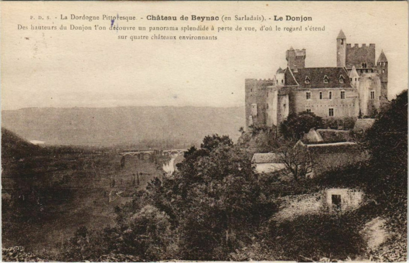 Carte postale ancienne Chateau de Beynac - En Sarladais - Le Donjon