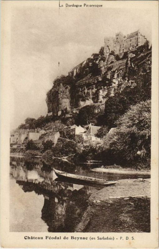 Carte postale ancienne Chateau Feodal de Beynac - En Sarladais
