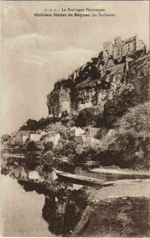 Carte postale ancienne Chateau Feodal de Beynac - En Sarladais