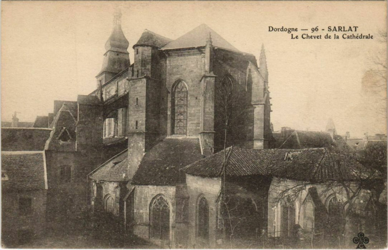 Carte postale ancienne Sarlat- Le Chevet de la Cathedrale France