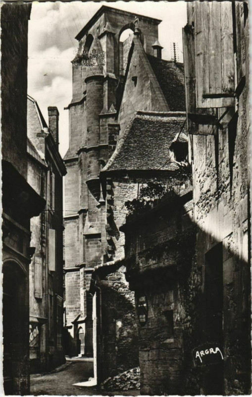 Carte postale ancienne Sarlat- Clocher de l'ancienne Eglise Sainte-Marie France