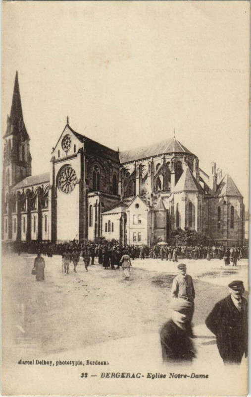 Carte postale ancienne Bergerac- Eglise Notre Dame France à Bergerac