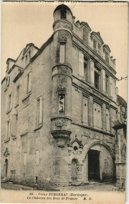 Carte postale ancienne Bergerac- Chateau des Rois de France France à Bergerac