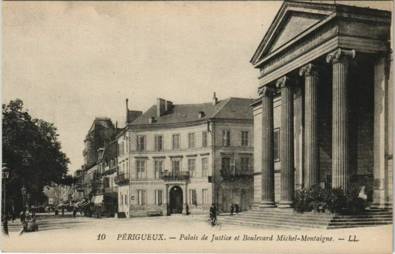 Carte postale ancienne Perigueux- Palais de Justice, Boulevard Michel Montaigne France à Périgueux