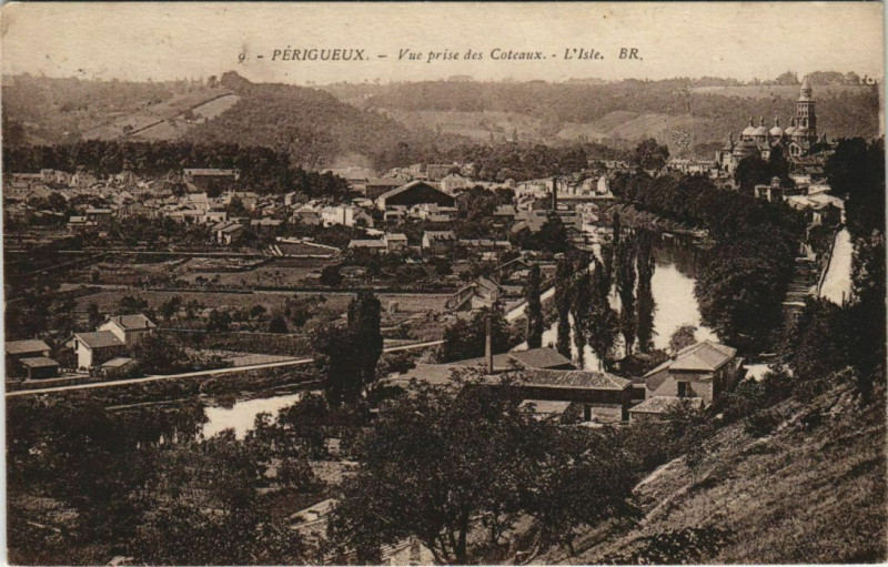 Carte postale ancienne Perigueux- vue prise des Coteaux France à Périgueux