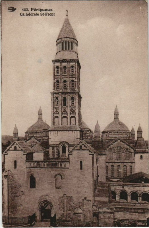 Carte postale ancienne Perigueux- Cathedrale Saint Front France à Périgueux