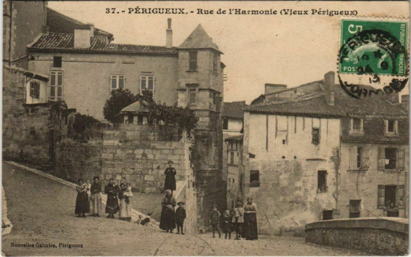 Carte postale ancienne Perigueux- Rue de l'Harmonie France à Périgueux
