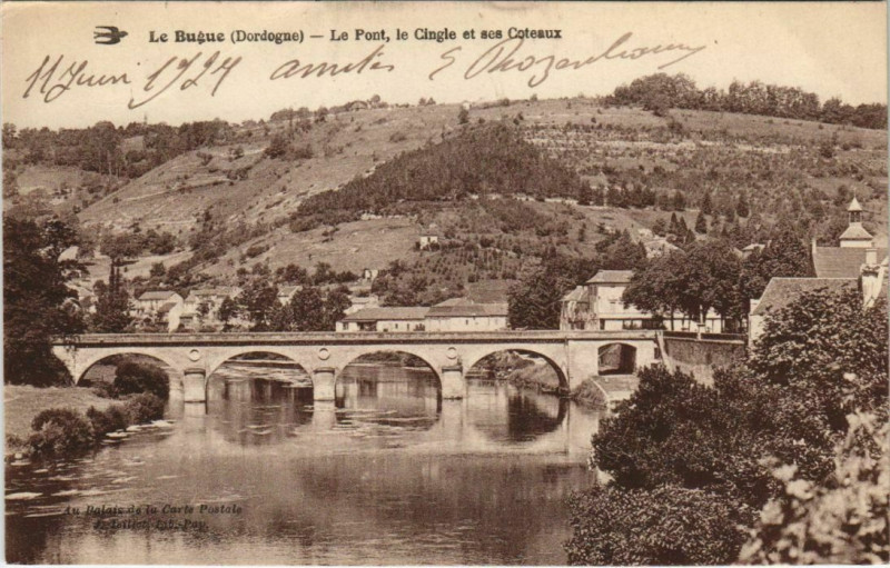 Carte postale ancienne La Bugue - Le Pont le Cingle et ses Coteaux