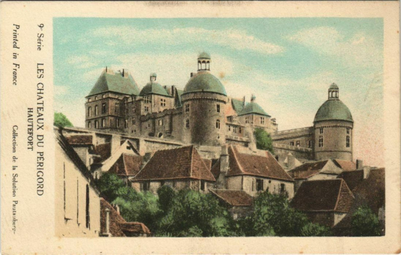 Carte postale ancienne Les Chateaux du Perigord Hautefort à Hautefort