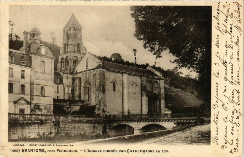 Carte postale ancienne Brantome L'Abbaye Fondée par Charlemagne