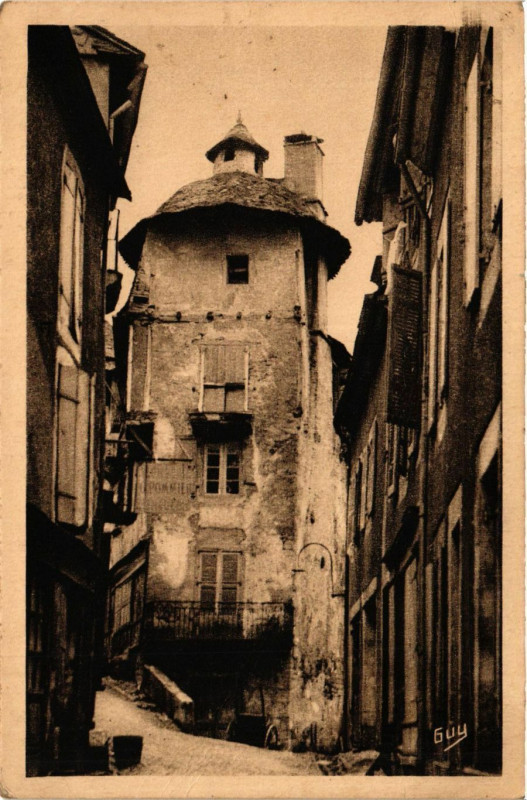 Carte postale ancienne Terrasson - La Maison Brouillet