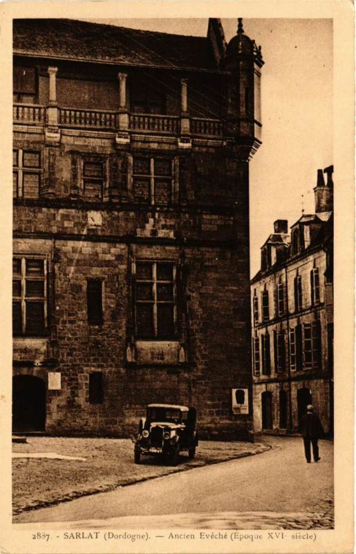 Carte postale ancienne Sarlat - Ancien Eveche