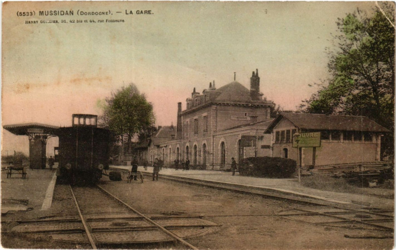 Carte postale ancienne La Gare à Mussidan