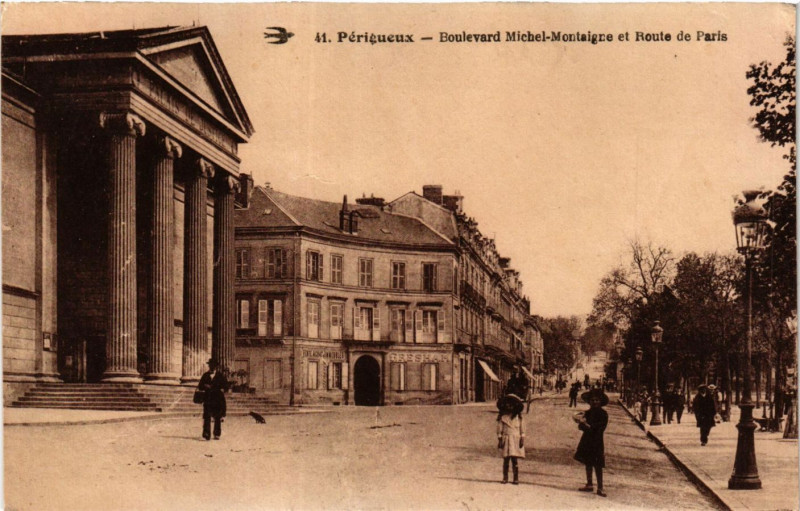 Carte postale ancienne Perigueux - Boulevard Michel-Montaignéet Route de Paris à Périgueux