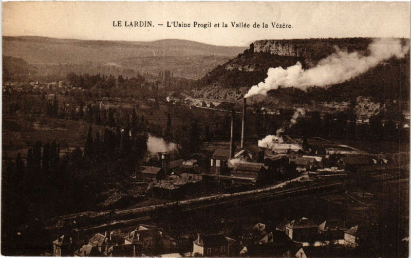 Carte postale ancienne Le Lardin - L'Usine et la Vallée de la Vezere