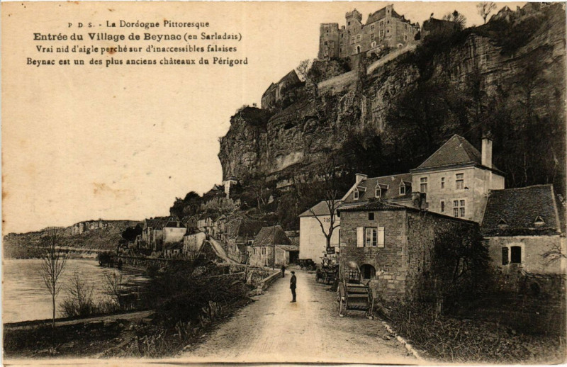 Carte postale ancienne La Dordogne Pittoresque - Entrée du Village de Beyanc