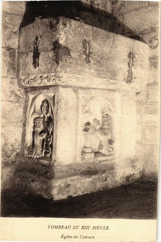 Carte postale ancienne Tombeau du XIIIe siécle-Eglise de Cadouin