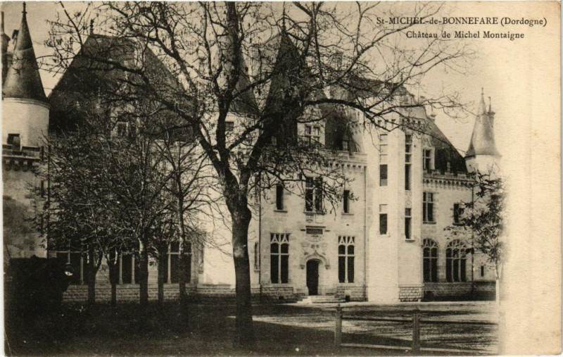 Carte postale ancienne Saint-Michel de Bonnefare-Chateau de Michel Montaigne