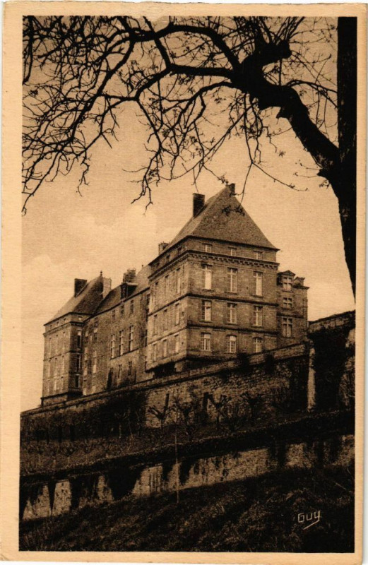 Carte postale ancienne Hautefort-Le Chateau à Hautefort
