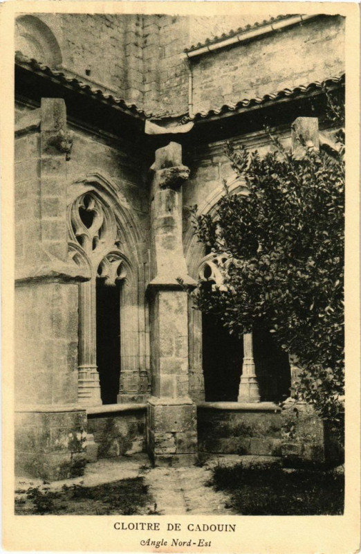 Carte postale ancienne Cloitre de Cadouin-Angle Nord Est