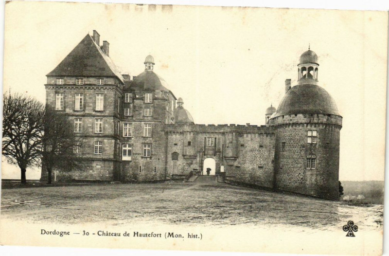 Carte postale ancienne Chateau de Hautefort à Hautefort