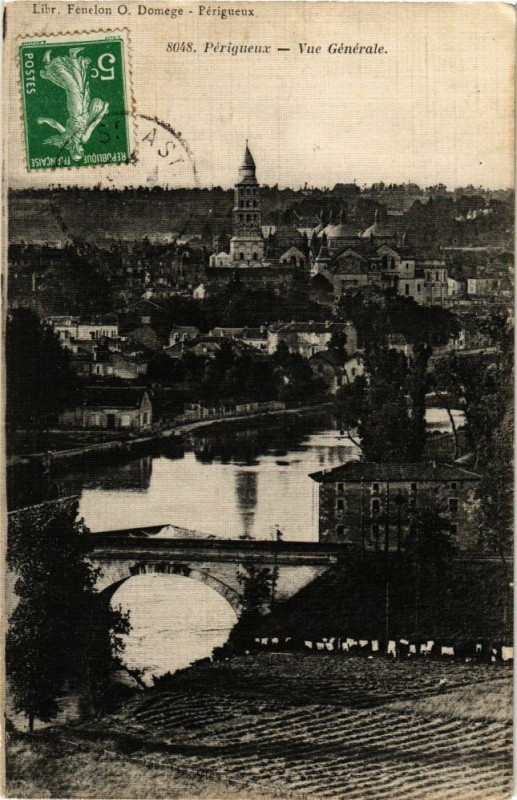 Carte postale ancienne Perigueux-Vue générale à Périgueux