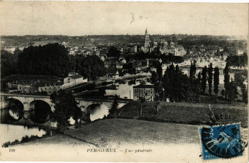 Carte postale ancienne Perigueux-Vue générale à Périgueux