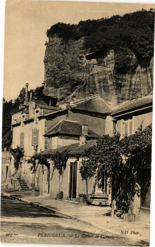 Carte postale ancienne Perigueux-La Rocher de Cancale à Périgueux