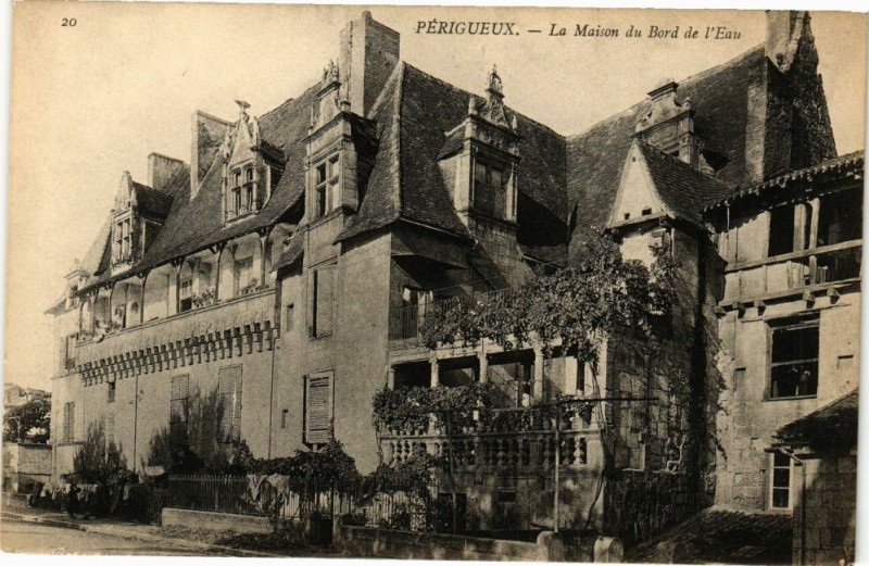 Carte postale ancienne Perigueux-La Maison du Bord de l'Eau à Périgueux