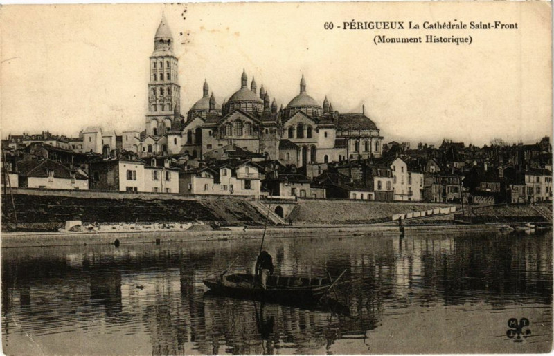 Carte postale ancienne La Cathédrale Saint-Front (Monument Historique) à Périgueux