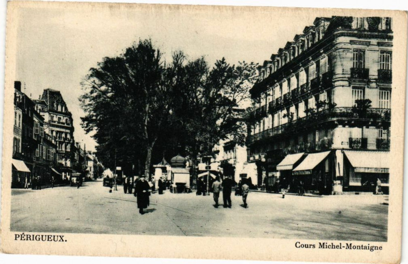 Carte postale ancienne Perigueux-Cours Michel Montaigne à Périgueux