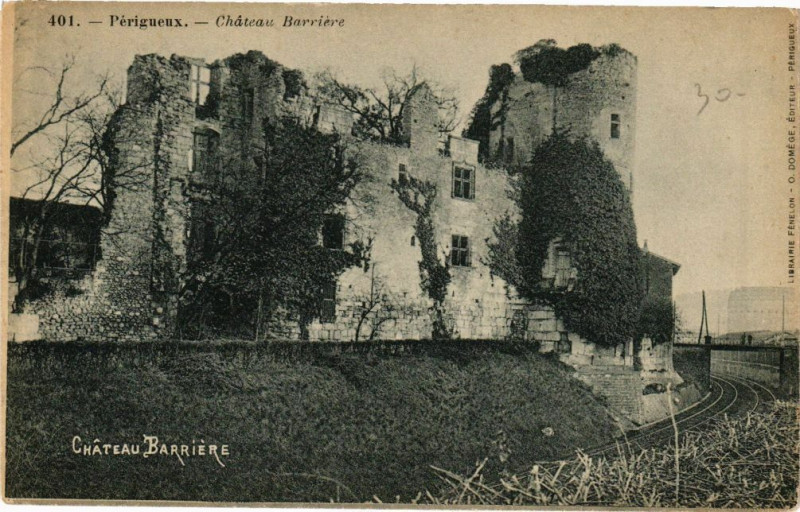 Carte postale ancienne Perigueux-Chateau Barriere à Périgueux