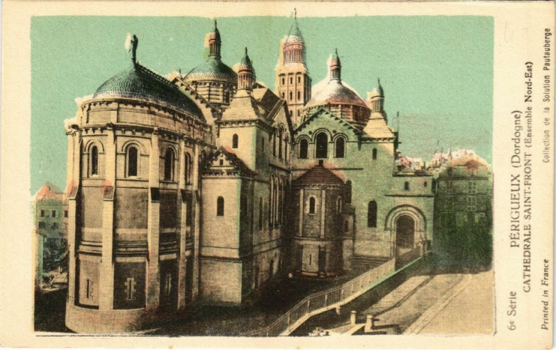 Carte postale ancienne Perigueux-Cathédrale Saint-Front à Périgueux