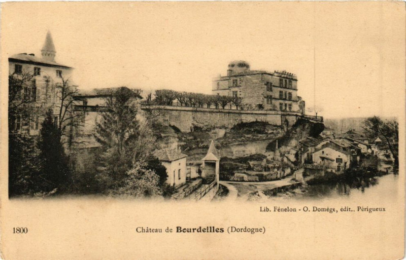 Carte postale ancienne Dordogne - Chateau de Bourdeilles à Bourdeilles