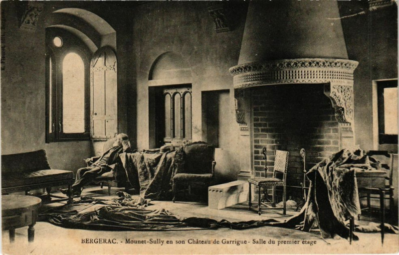 Carte postale ancienne Bergerac-Mounet Sully en son Chateau de Garrigue à Bergerac