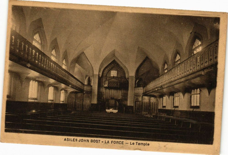 Carte postale ancienne Asiles John Bost-La Force-Le Temple à La Force
