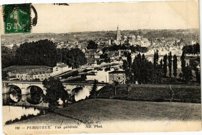 Carte postale ancienne Perigueux-Vue générale à Périgueux