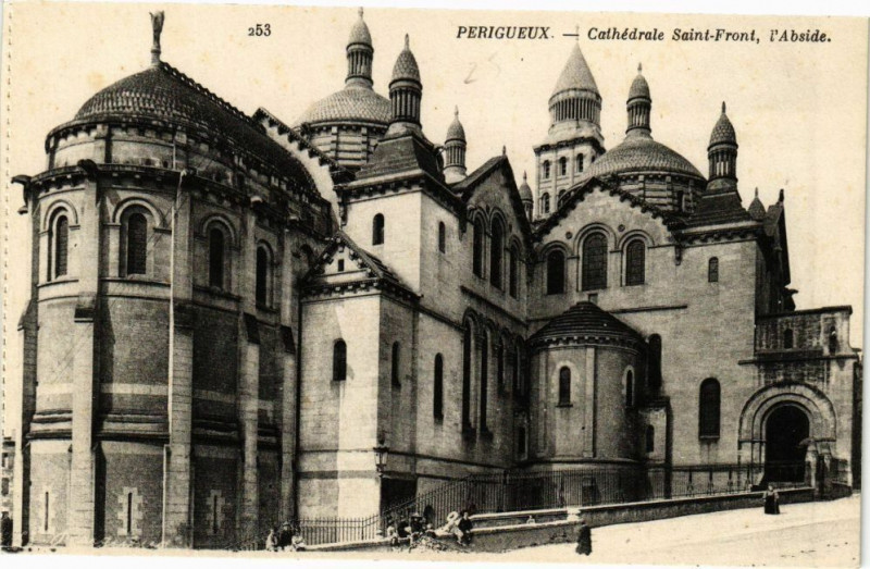 Carte postale ancienne Perigueux-Cathédrale Saint-Front l'Abside à Périgueux