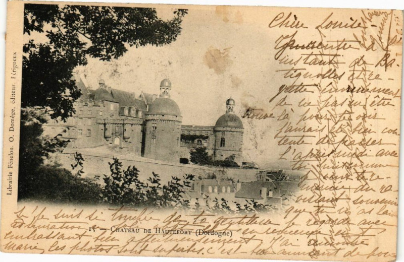 Carte postale ancienne Chateau de Hautefort à Hautefort