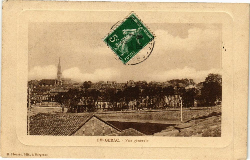 Carte postale ancienne Bergerac-Vue générale à Bergerac