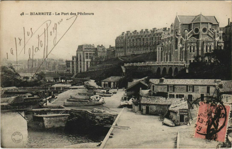 Carte postale ancienne Biarritz Le Port des Pécheurs à Biarritz