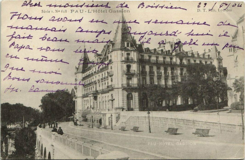 Carte postale ancienne Pau - L'Hotel Gassion à Pau