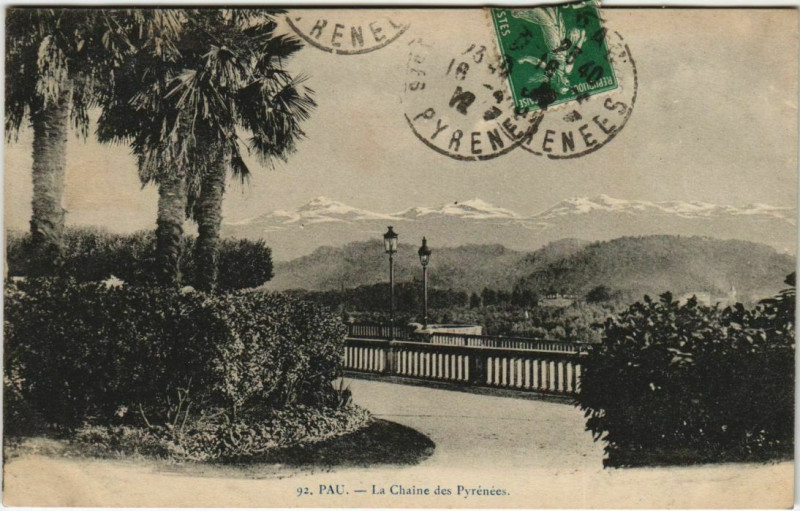 Carte postale ancienne Pau La Chaine des Pyrenées à Pau
