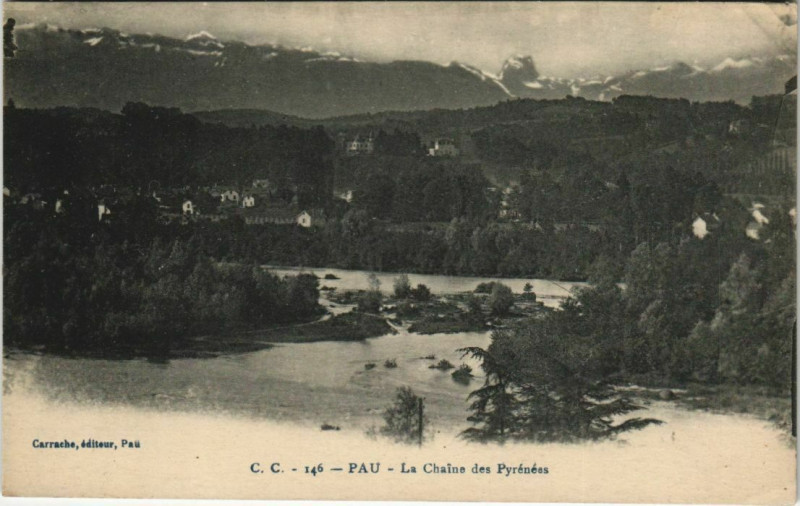 Carte postale ancienne Pau - La CHAINEs des Pyrenées à Pau