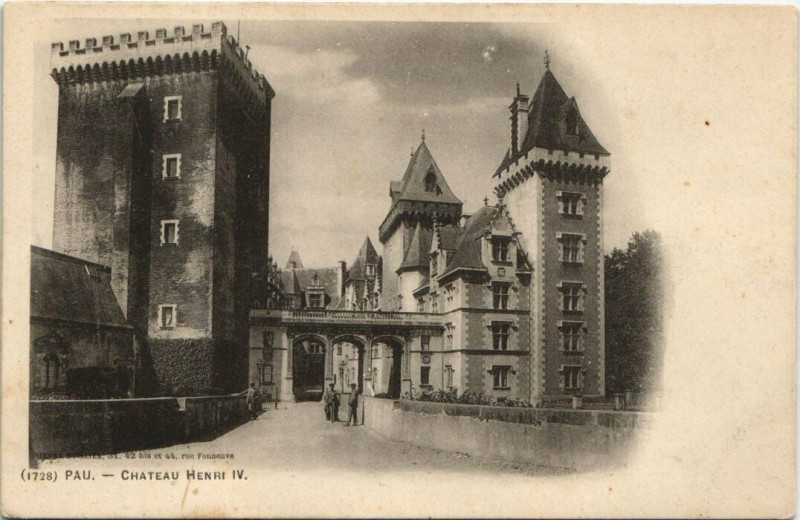 Carte postale ancienne Pau Chateau Henri Iv à Pau