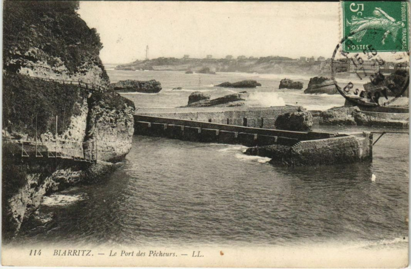 Carte postale ancienne Biarritz - Le Port des Pecheurs à Biarritz