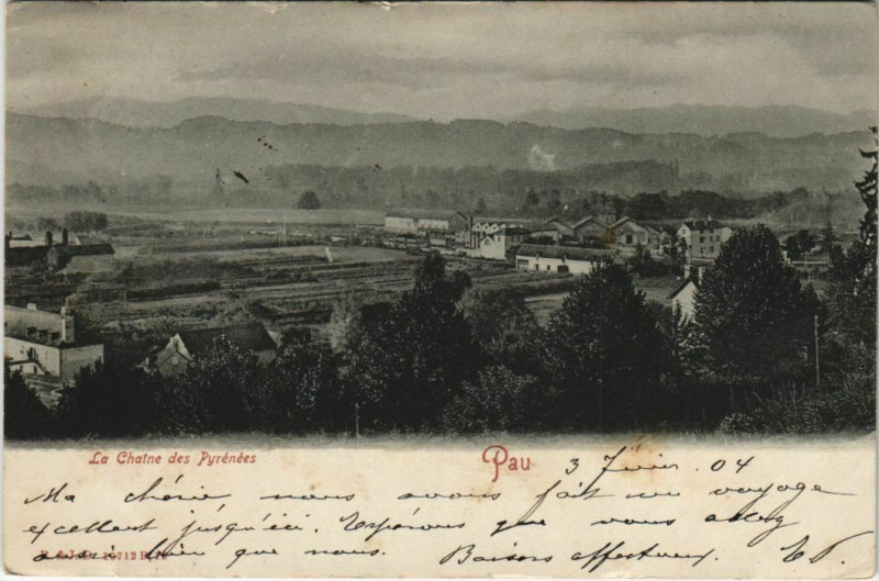 Carte postale ancienne Pau - Le Chaine des Pyrenées à Pau
