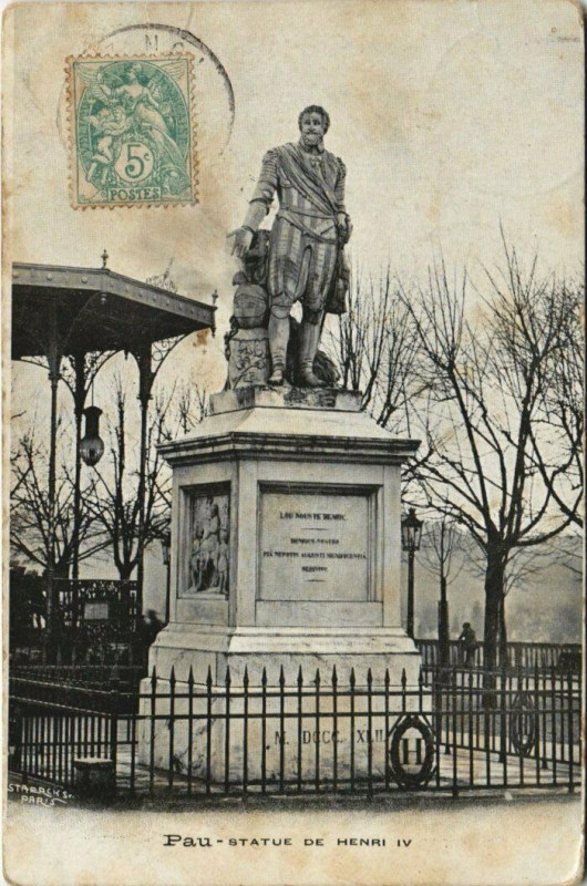 Carte postale ancienne Pau - Statue de Henri Iv à Pau